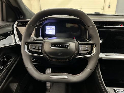 Used 2024 Jeep Wagoneer Launch Edition AWD/4WD image 17