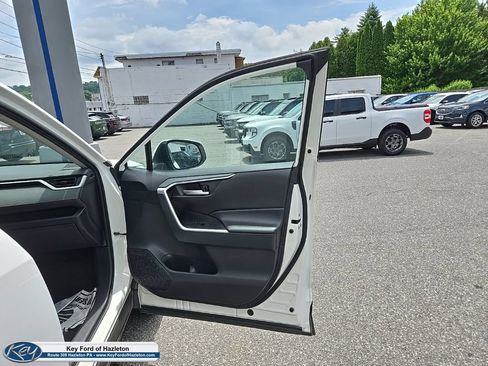 Used 2024 Toyota RAV4 XLE w/ Weather Package AWD/4WD image 14