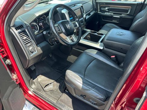 Used 2014 RAM 1500 Laramie w/ Convenience Group AWD/4WD image 10