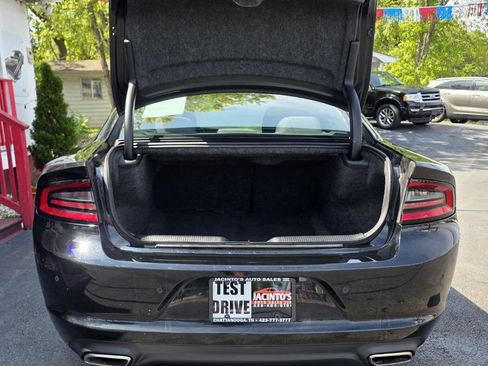 Used 2020 Dodge Charger SXT RWD image 23