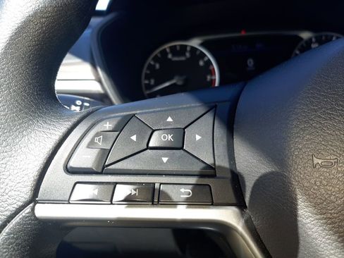 Used 2024 Nissan Altima 2.5 SV image 20