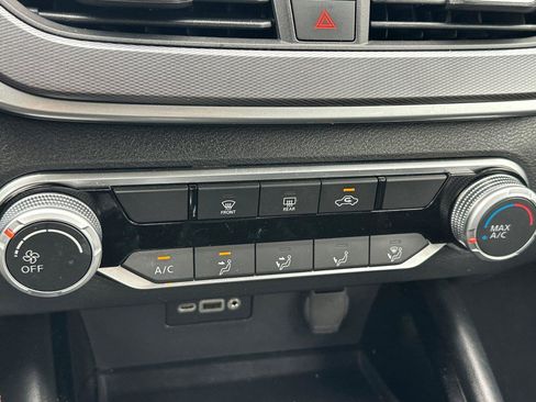 Certified 2023 Nissan Altima 2.5 SR FWD image 19