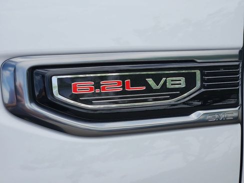 New 2026 GMC Sierra 1500 AT4 w/ Technology Package AWD/4WD image 6