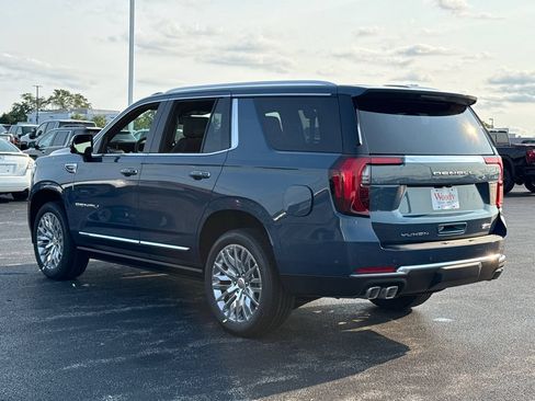 New 2026 GMC Yukon Denali w/ Sun & Power Step Package AWD/4WD image 9