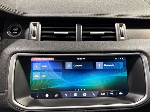 Used 2019 Land Rover Range Rover Evoque SE Dynamic image 39