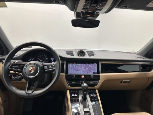 Used 2026 Porsche Macan Turbo AWD/4WD image 28