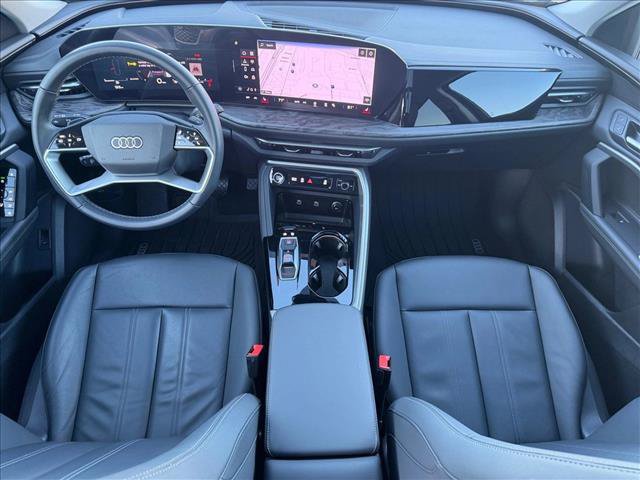 Used 2025 Audi Q5 Premium w/ Convenience Package AWD/4WD image 19