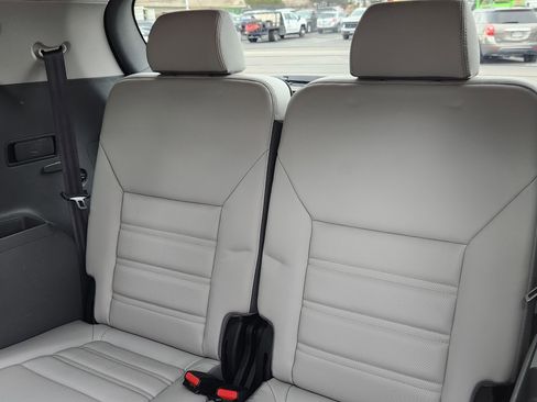 Used 2020 Kia Sorento SX image 23