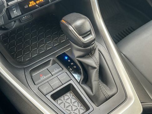 Used 2025 Toyota RAV4 XLE Premium FWD image 19