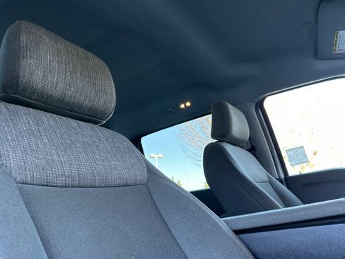 Used 2024 Ford F250 XLT w/ FX4 Off-Road Package image 16