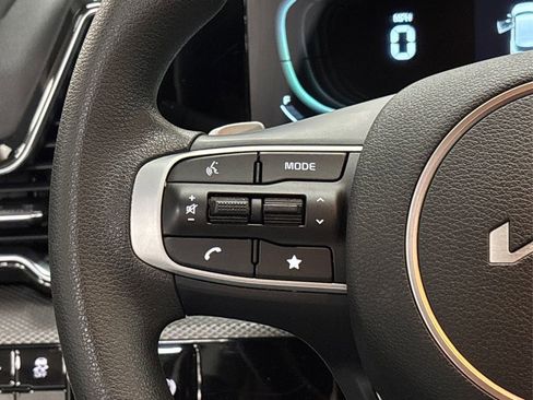 Certified 2023 Kia Sportage LX image 31