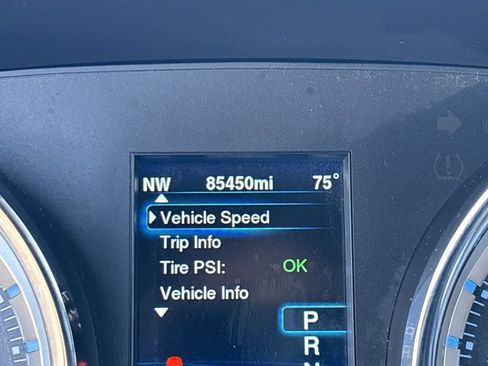 Used 2014 Chrysler 300 S image 31