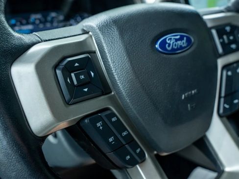 Used 2022 Ford F350 Lariat w/ Lariat Ultimate Package AWD/4WD image 27