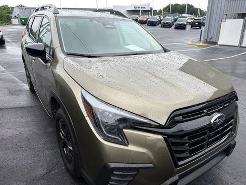 Used 2026 Subaru Ascent Premium AWD/4WD image 3