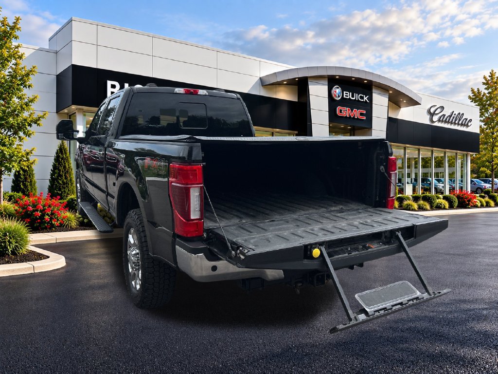 Used 2022 Ford F350 King Ranch w/ King Ranch Ultimate Package AWD/4WD image 16