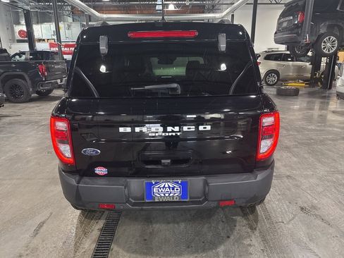 Used 2023 Ford Bronco Sport Outer Banks w/ Tech Package image 3