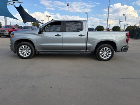 Used 2025 Chevrolet Silverado 1500 Custom RWD image 4