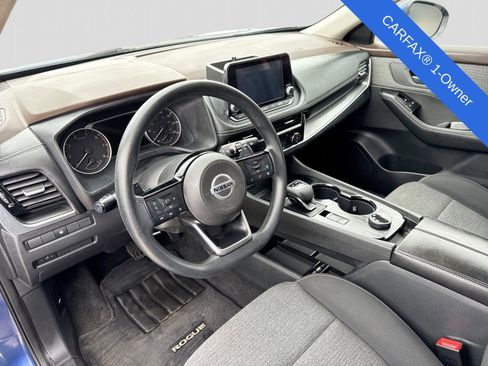 Used 2021 Nissan Rogue SV AWD/4WD image 2