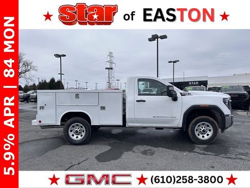 New 2025 GMC Sierra 3500 Pro w/ Convenience Package image 3