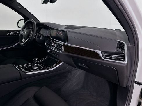 Used 2021 BMW X5 xDrive40i w/ Premium Package image 30