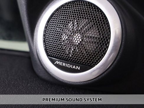 Used 2022 Land Rover Range Rover Evoque SE image 5