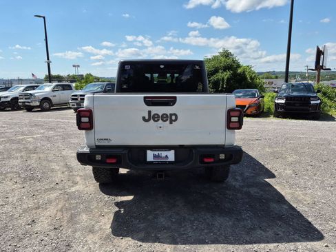 Used 2020 Jeep Gladiator Rubicon AWD/4WD image 5