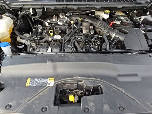 Used 2022 Ford Edge SE w/ Black Appearance Package image 25