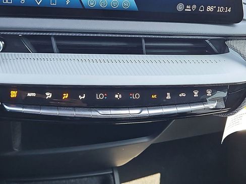 New 2025 Cadillac Optiq Sport 1 w/ LPO, ONYX Package image 22