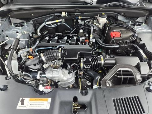 Certified 2025 Acura ADX AWD image 31
