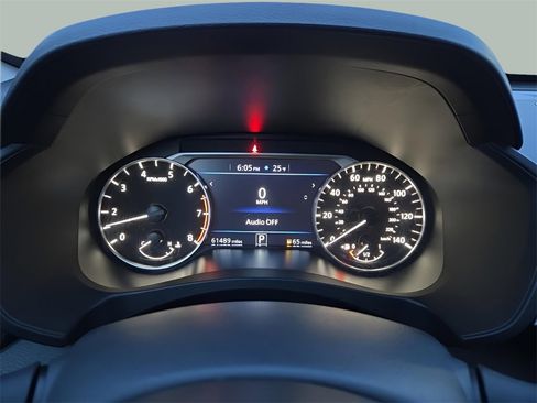 Used 2024 Nissan Altima 2.5 SV image 12