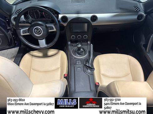 Used 2011 MAZDA MX-5 Miata Grand Touring w/ Premium Pkg image 12