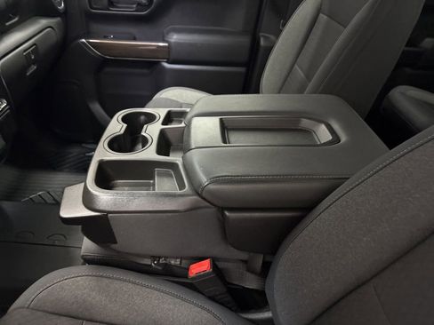 Used 2020 Chevrolet Silverado 1500 LT w/ All-Star Edition image 15