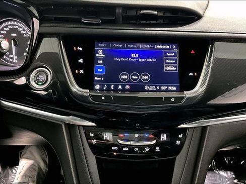 Used 2023 Cadillac XT6 Sport w/ Technology Package image 15