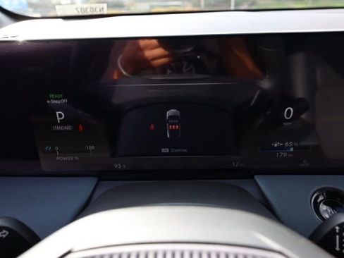 New 2026 Nissan Leaf SV+ w/ Floor Mat Package (SV+) image 28