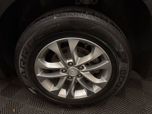 Used 2020 Hyundai Santa Fe SE image 26