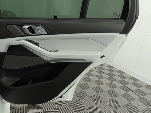 New 2026 BMW X5 sDrive40i w/ M Sport Package image 27