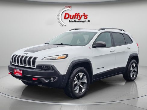 Used 2015 Jeep Cherokee Trailhawk w/ Comfort/Convenience Group image 13