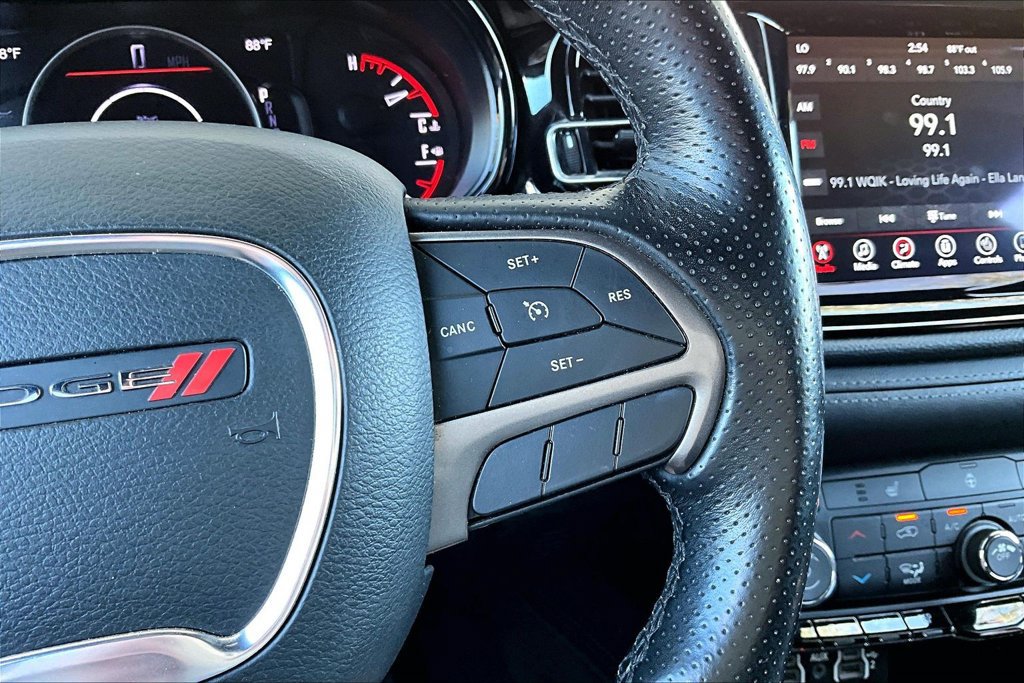 Used 2023 Dodge Durango SXT RWD image 12