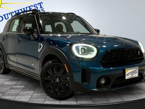 Used 2022 MINI Cooper Countryman S w/ Boardwalk Edition image 3
