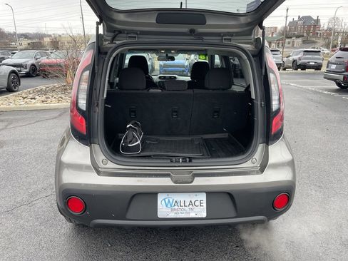 Used 2018 Kia Soul image 31