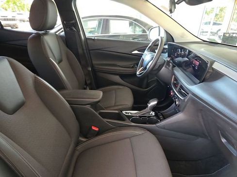 Certified 2024 Buick Encore GX Preferred w/ Comfort Package FWD image 28