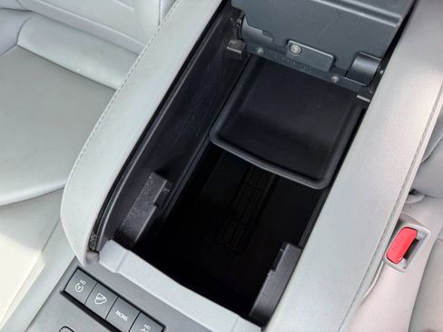 Used 2021 Toyota Highlander XLE image 34