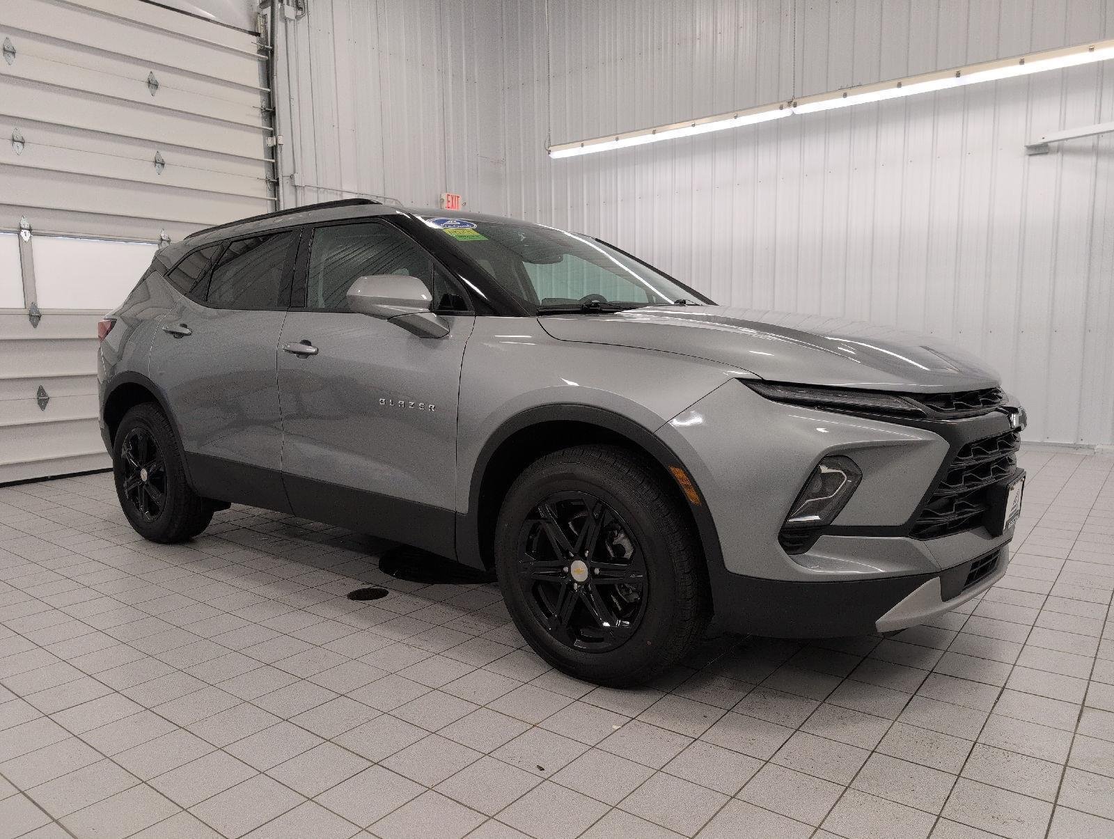 Used 2024 Chevrolet Blazer LT w/ Convenience Package AWD/4WD image 1