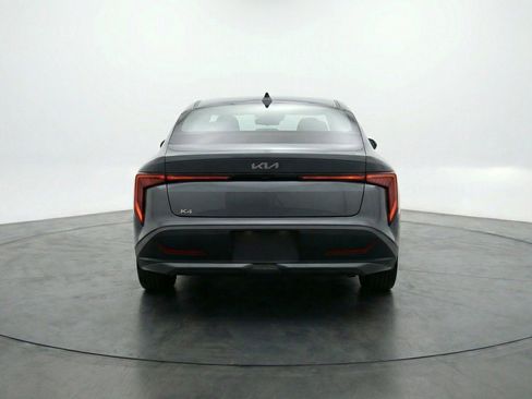 Used 2025 Kia K4 LXS image 7