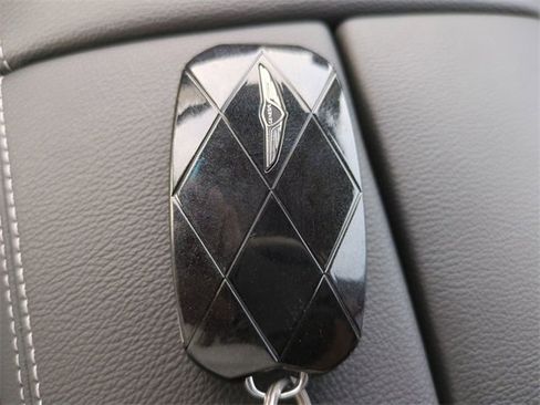 Certified 2025 Genesis GV80 2.5T Select image 29