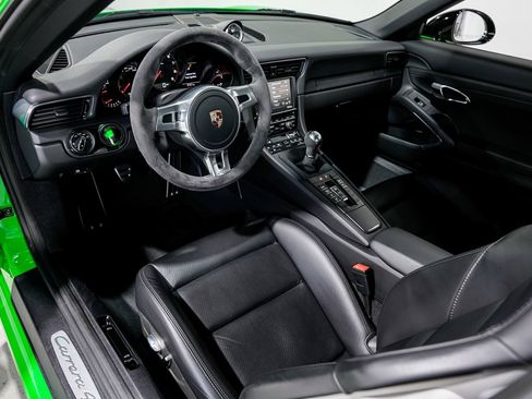 Used 2014 Porsche 911 Carrera 4S AWD/4WD image 9