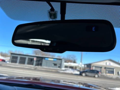 Used 2016 Toyota Tacoma SR5 image 29