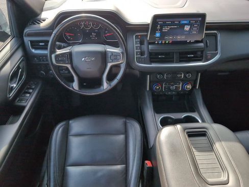 Used 2021 Chevrolet Suburban Z71 w/ Z71 Signature Package AWD/4WD image 36