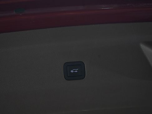 Used 2025 GMC Yukon Denali w/ Denali Reserve Package AWD/4WD image 19