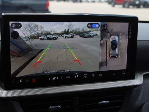 Used 2025 Ford Explorer Platinum w/ LUX Leather Package image 33